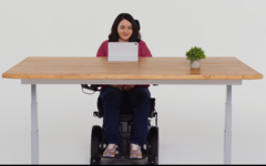 Dzięki nadchodzącej funkcji Eye Tracking na stronie Apple, każdy będzie mógł kontrolować swojego iPada lub iPhone'a za pomocą samych oczu. (Zdjęcie za pośrednictwem Apple)