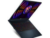 MSI Stealth 16 Studio posiada między innymi klawiaturę SteelSeries oraz kamerę internetową 1080p. (Źródło obrazu: MSI)
