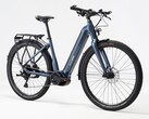 Rower Decathlon Stilus E-Touring ma zasięg 130 km (~81 mil). (Źródło zdjęcia: Decathlon)