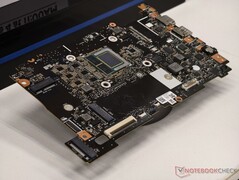 Asus ExpertBook P5: Płyta Lunar Lake
