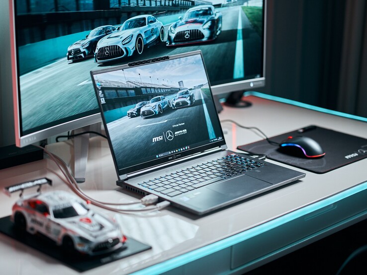 MSI Stealth 16 Mercedes-AMG Motorsport MSI Stealth 16 Mercedes-AMG Motorsport