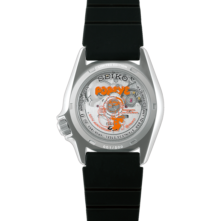 Widok z tyłu zegarka Seiko 5 Sports x Popeye HDB013, ukazujący przezroczysty dekiel z grafiką upamiętniającą rocznicę Popeye’a oraz widoczny mechanizm automatyczny.