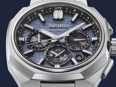 Nowy Astron HAB001 firmy Seiko łączy w sobie kanciastą tytanową kopertę z lodowato niebieską teksturowaną tarczą i mechanizmem GPS Solar.