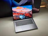 Recenzja Microsoft Surface Laptop Ultra RTX Spark - Panel Mini-LED o jasności 2000 nitów stanowi problem