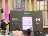 Opera Mini rozszerza swoją ofertę darmowego dostępu do Internetu. (Zdjęcie: Andreas Sebayang/Notebookcheck.com)