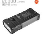 Acebeams X35 z oświetleniem bocznym i trzema mocnymi diodami LED z przodu.