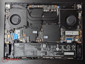 Legion Pro 5i posiada dwa wentylatory