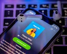 Użytkownicy posiadający darmowe konto Spotify mogą wreszcie bezpośrednio wybierać utwory. (Źródło obrazu: omid armin)