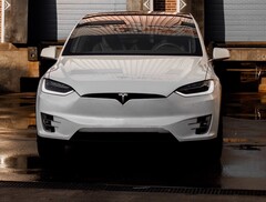 Nawet przy niskim przebiegu Tesla Model X Plaid może nie przejść kompleksowej obowiązkowej kontroli w Niemczech (Zdjęcie: Jorgen Hendriksen)