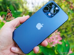 Apple iPhone 15 Pro Max był najpopularniejszym smartfonem na świecie w pierwszym kwartale. (Zdjęcie: Notebookcheck)