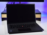 Lenovo ThinkPad T14 Gen 6 Intel (źródło obrazu: Benjamin Herzig)