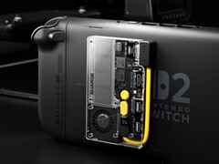 Sharge pakuje małą stację dokującą i wentylator w mobilny dysk SSD. (Źródło zdjęcia: Sharge)