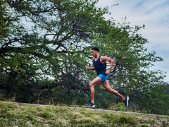 Problem z dynamiką biegu w Garmin Fenix 7 (na zdjęciu) został rozwiązany w wersji beta 21.13. (Źródło zdjęcia: Garmin)