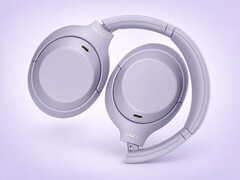 Model Sony WH-1000XM4C stanowi przystępną cenowo aktualizację popularnych słuchawek z funkcją ANC z 2020 roku.