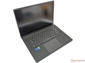 ASUS Zephyrus M16 2021 uzyskał w naszej recenzji dobre wyniki. (Źródło obrazu: NotebookCheck)