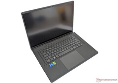 ASUS Zephyrus M16 2021 uzyskał w naszej recenzji dobre wyniki. (Źródło obrazu: NotebookCheck)