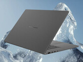 Nowy Zenbook A16 jest dostępny w wykończeniu Iceland Grey.