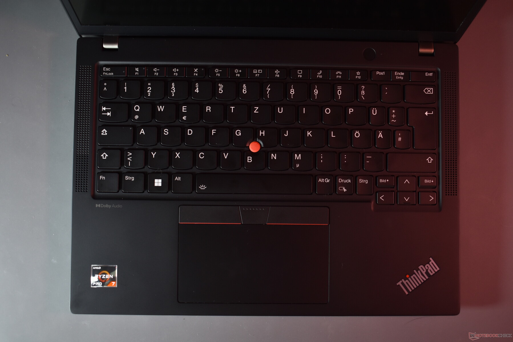 Recenzja laptopa Lenovo ThinkPad X13 Gen 4 AMD: Kompaktowa maszyna