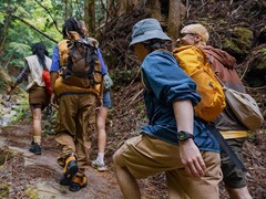 Smartwatche Garmin Instinct 3 i Instinct E (na zdjęciu) otrzymują wersję beta 9.23. (Źródło zdjęcia: Garmin)