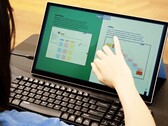 W urządzeniu Radiant Monitor 2 zastosowano transfleksyjny wyświetlacz LCD, który poprawia widoczność w świetle dziennym.