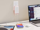 Twelve South PlugBug z funkcją Find My jest również dostępny w wersji Travel Edition. (Źródło zdjęcia: Twelve South)
