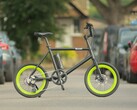 Mini rower Boost (na zdjęciu) może być elektryczny lub napędzany pedałami. (Źródło zdjęcia: Boost)