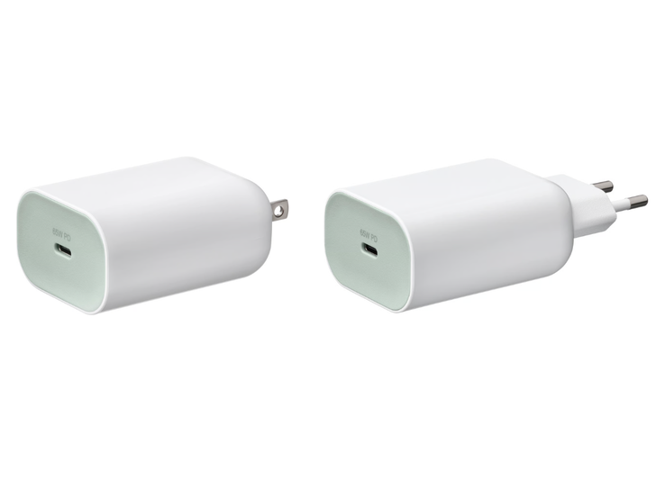 Amerykańska (po lewej) i europejska (po prawej) wersja 1-portowej ładowarki USB IKEA Sjöss 65W. (Źródło zdjęcia: IKEA)