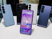 Samsung może zaopatrywać się w Galaxy S27 OLED z Chin, w przeciwieństwie do Galaxy S26 przedstawionego tutaj.