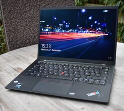 W recenzji: Lenovo ThinkPad X1 Carbon Gen 10 30th Anniversary Edition