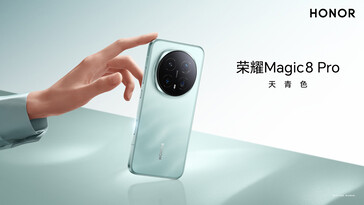 Magic 8 Pro w kolorze Sky Cyan (źródło zdjęcia: Honor)