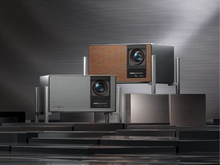 Projektor Xgimi Titan Noir