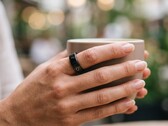 Pierścień Oura Ring 5 (przedstawiony na zdjęciu) może stanąć w obliczu ostrej konkurencji, jeśli firma Garmin wprowadzi na rynek własną linię inteligentnych pierścieni.