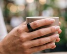 Pierścień Oura Ring 5 (przedstawiony na zdjęciu) może stanąć w obliczu ostrej konkurencji, jeśli firma Garmin wprowadzi na rynek własną linię inteligentnych pierścieni.