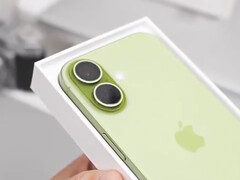 Oczekuje się, że tylko podstawowy poziom Apple uniknie podwyżek cen, na zdjęciu atrapa iPhone&#039;a 17. (Źródło zdjęcia: Majin Bu)