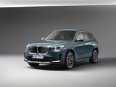 BMW iX1 eDrive20 to tańszy model w gamie iX1. (Źródło zdjęcia: BMW)