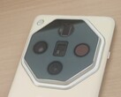 OPPO Find X7 Pro". (Źródło: Novice Evaluation via Weibo)