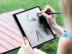 Dzięki odblaskowemu wyświetlaczowi LCD, Paper 2.0 może być używany również w słońcu. (Zdjęcie: Eazeye)