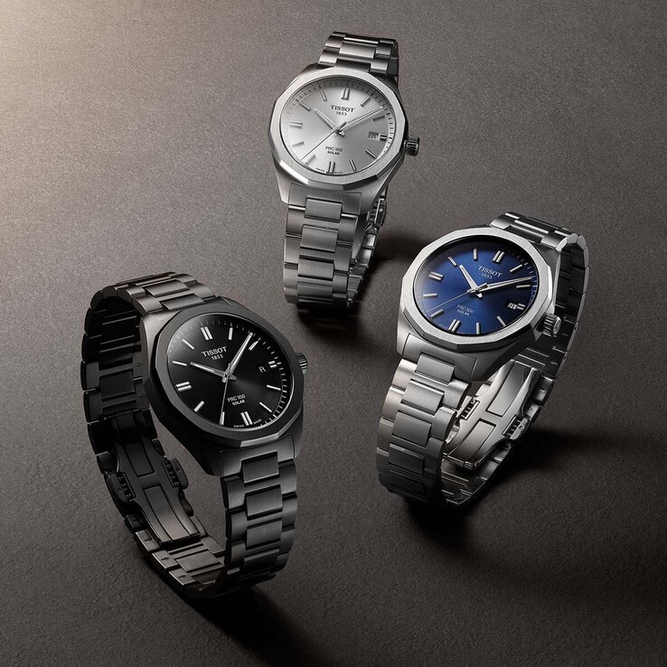 Zegarek Tissot PRC 100 Solar dostępny jest w wariantach kolorystycznych srebrnej, niebieskiej i czarnej tarczy (źródło zdjęcia: Tissot)