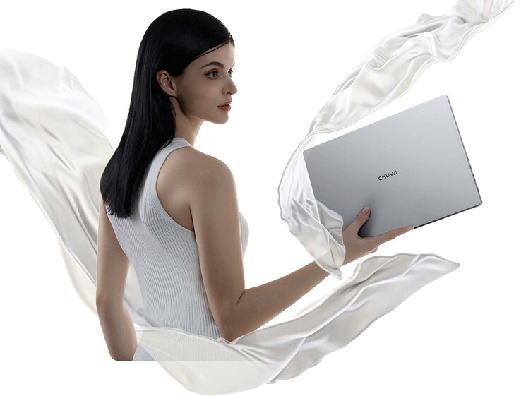 CoreBook Air 226V jest stosunkowo kompaktowy
