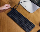 HP sprzedaje EliteBoard G1a w opcji jednokolorowej.
