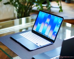Od czwartku cena MacBooka Neo z serii „ Apple ” wzrosła o 100 dolarów w porównaniu z poprzednią.