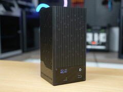 Zestaw Pironman 5 NAS dla Raspberry Pi 5 (źródło obrazu: The DIY Life)