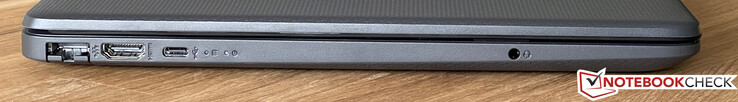 Po lewej: Gigabit ethernet, HDMI, USB-C 3.2 Gen.1 (5 GBit/s), gniazdo audio 3,5 mm