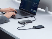 Anker 552 USB-C Hub to urządzenie 9 w 1 z portem 4K HDMI. (Źródło obrazu: Anker)