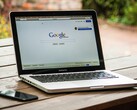 Dostęp do danych przeglądania stał się bardziej istotny wraz z rozwojem sztucznej inteligencji. Ogólny obraz - laptop z otwartą przeglądarką Chrome. (Źródło obrazu: Pexels, Pixabay)