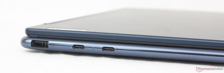 Po lewej: USB-A 3.2 Gen. 2 (10 Gb/s), 2x Thunderbolt 4 USB-C z DisplayPort 1.4 + Power Delivery 3.0