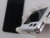 Praktyczny model "Galaxy Z Flip ". (Źródło: SlashLeaks)