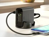 Ta 140-watowa ładowarka Satechi GAN Fast Charger może generować maksymalnie 140 watów jednocześnie. 