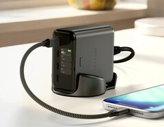 Ta 140-watowa ładowarka Satechi GAN Fast Charger może generować maksymalnie 140 watów jednocześnie. 