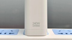 Nowy power brick firmy Realme. (Źródło: Realme)